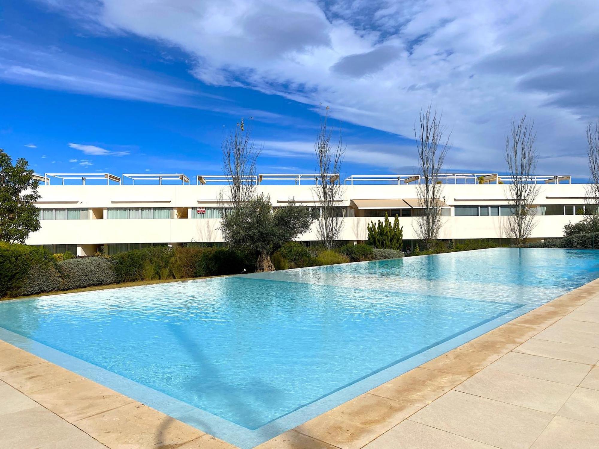 Impresionante Apartamento Con Vistas A La Piscina Apartment Alicante Exterior photo